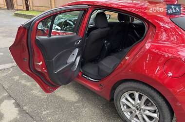 Хэтчбек Mazda 3 2013 в 