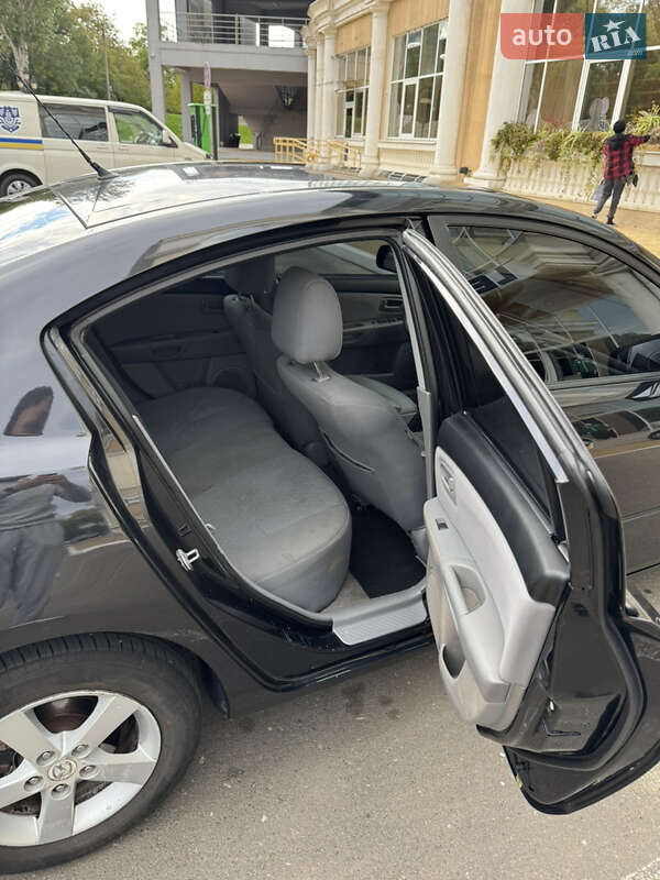 Седан Mazda 3 2006 в Одессе