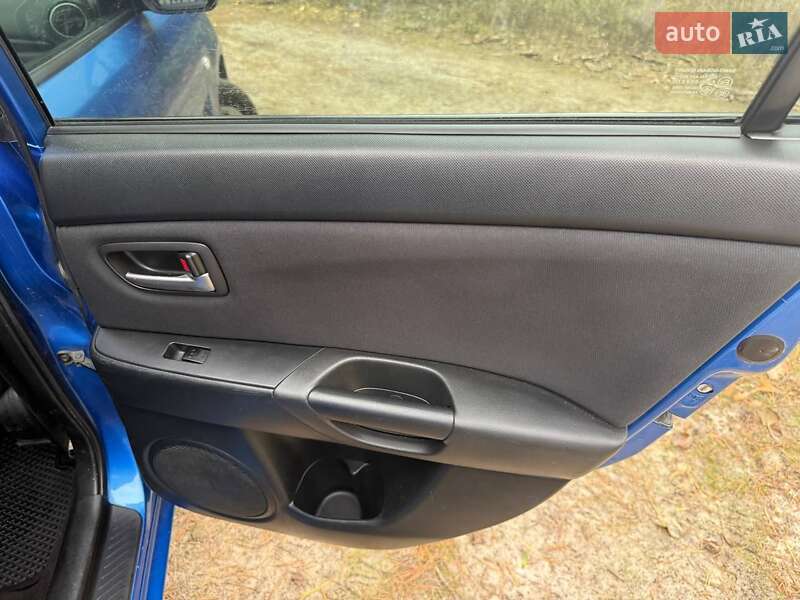 Седан Mazda 3 2006 в Черкассах