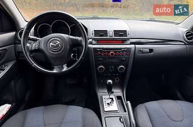 Седан Mazda 3 2006 в 