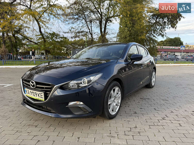 Mazda 3 2015