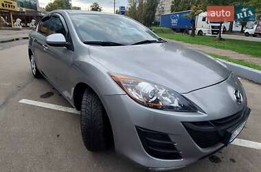 Седан Mazda 3 2013 в  фото 4 Седан Mazda 3 2013 в
