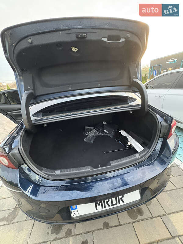 Седан Mazda 3 2021 в Ірпені