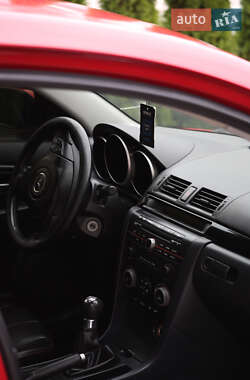 Седан Mazda 3 2006 в 