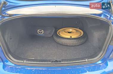 Седан Mazda 3 2005 в 