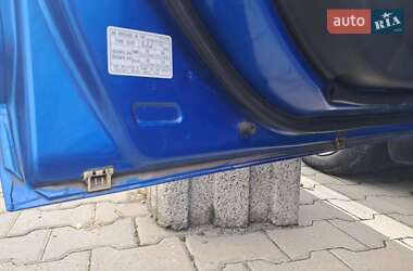 Седан Mazda 3 2005 в 