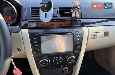 Седан Mazda 3 2007 в 