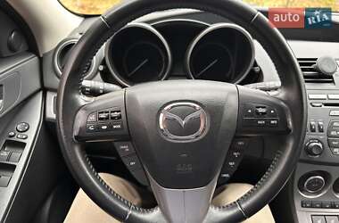 Хэтчбек Mazda 3 2011 в 