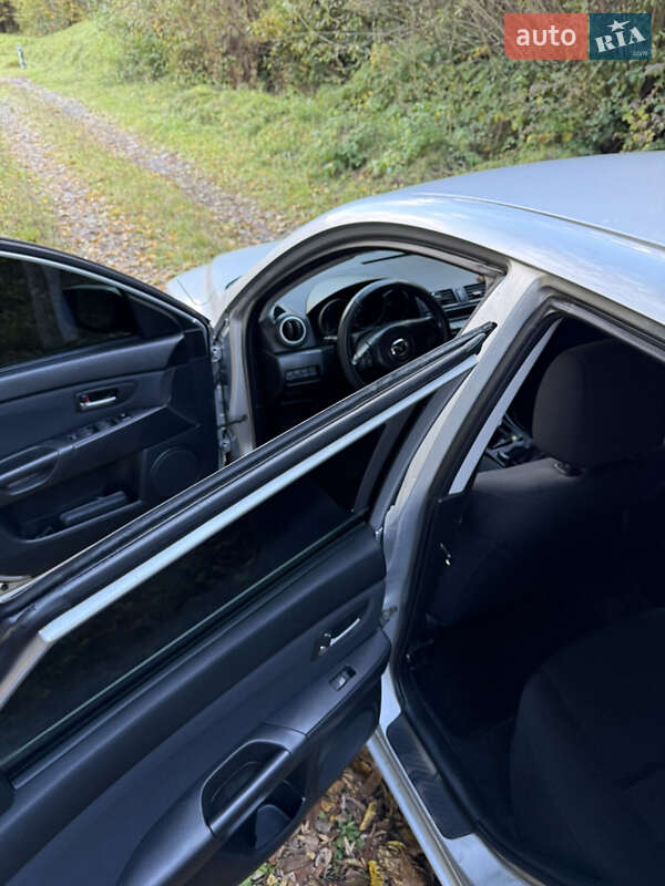 Хетчбек Mazda 3 2005 в Верхньому Водяному фото 47 Хетчбек Mazda 3 2005 в Верхньому Водяному