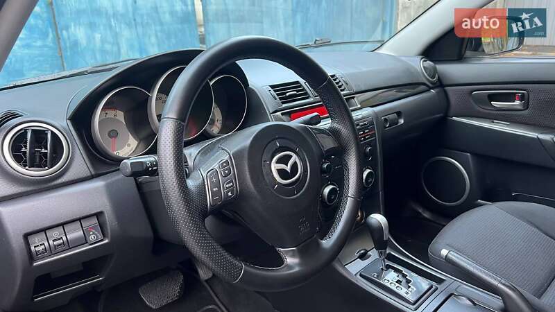 Седан Mazda 3 2008 в Киеве