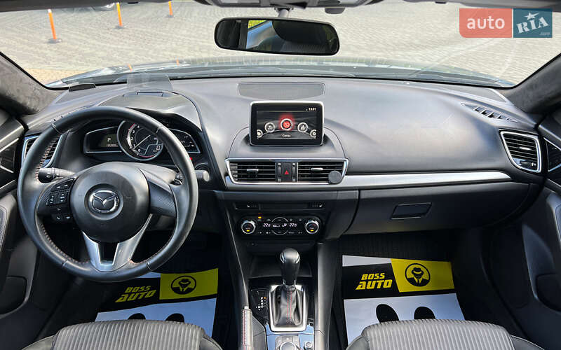 Седан Mazda 3 2014 в Львове