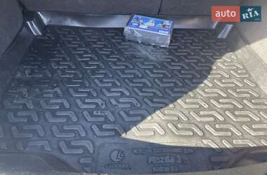 Седан Mazda 3 2008 в 