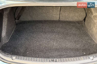 Седан Mazda 3 2011 в 