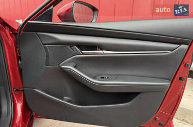Седан Mazda 3 2021 в  фото 53 Седан Mazda 3 2021 в