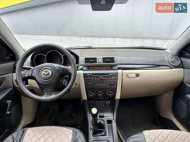 Седан Mazda 3 2008 в Києві