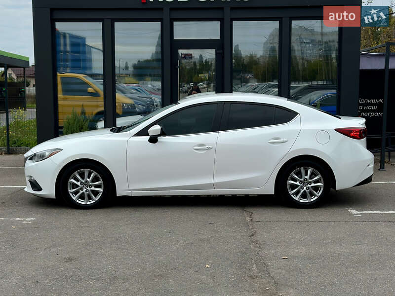 Седан Mazda 3 2014 в Кременчуці