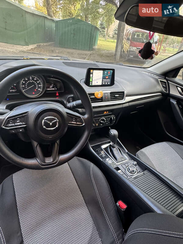Седан Mazda 3 2018 в Одессе