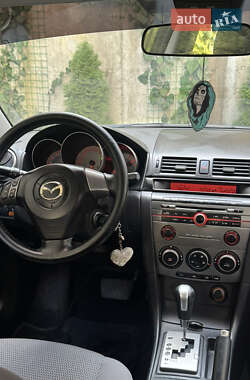 Хэтчбек Mazda 3 2007 в 