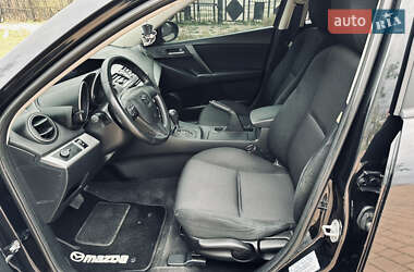 Седан Mazda 3 2012 в  фото 14 Седан Mazda 3 2012 в