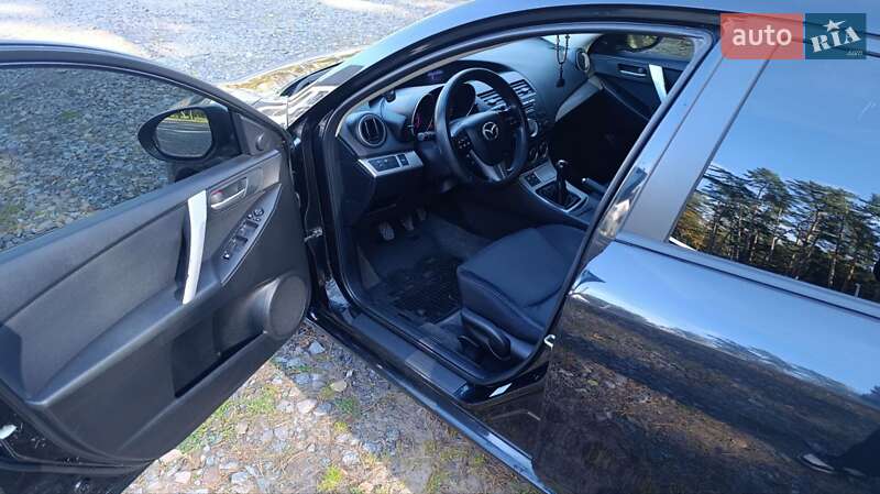 Хетчбек Mazda 3 2010 в Бродах фото 28 Хетчбек Mazda 3 2010 в Бродах