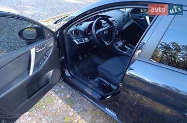 Хэтчбек Mazda 3 2010 в 