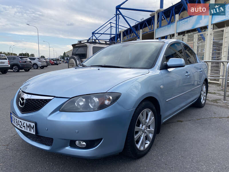Седан Mazda 3 2006 в  фото Седан Mazda 3 2006 в