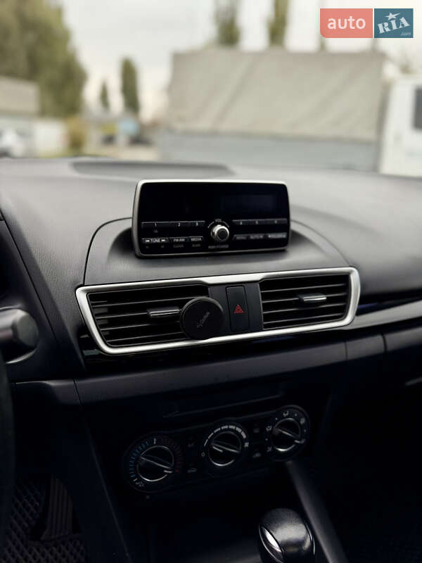 Хетчбек Mazda 3 2014 в Києві фото 9 Хетчбек Mazda 3 2014 в Києві