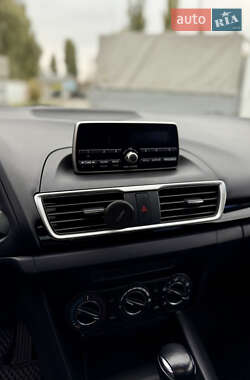 Хетчбек Mazda 3 2014 в 