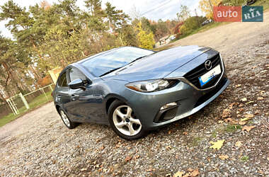 Седан Mazda 3 2015 в Харкові