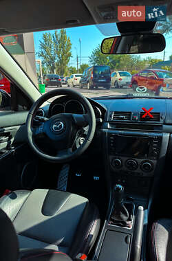 Хетчбек Mazda 3 2007 в  фото 8 Хетчбек Mazda 3 2007 в
