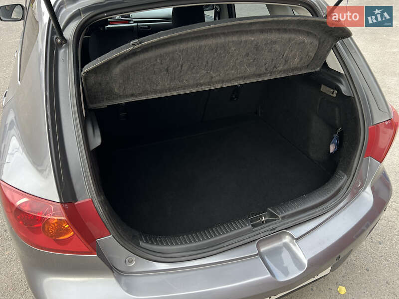 Хетчбек Mazda 3 2004 в Рівному фото 23 Хетчбек Mazda 3 2004 в Рівному