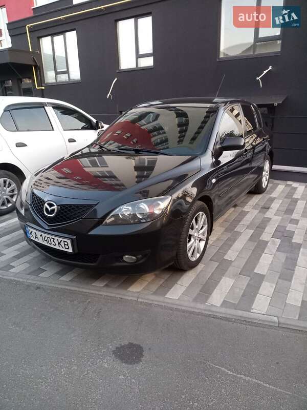 Хетчбек Mazda 3 2008 в Гатне