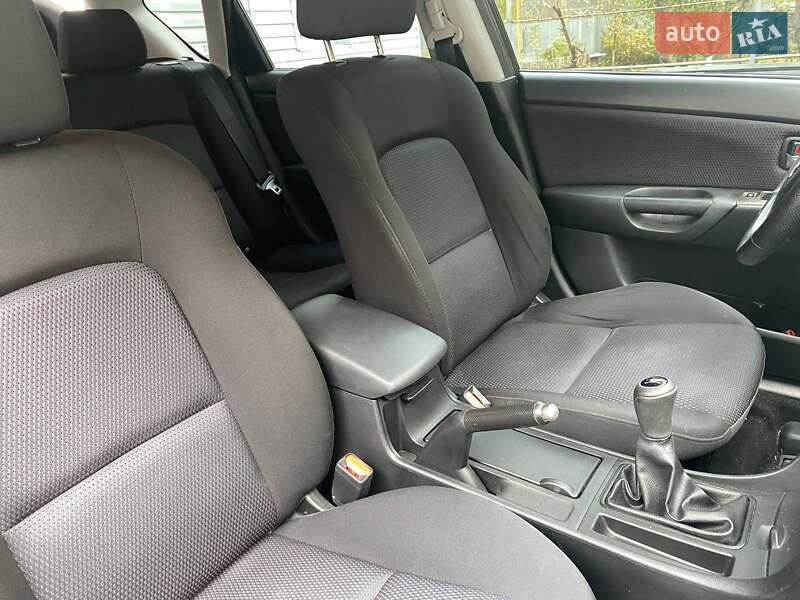 Хэтчбек Mazda 3 2006 в Житомире