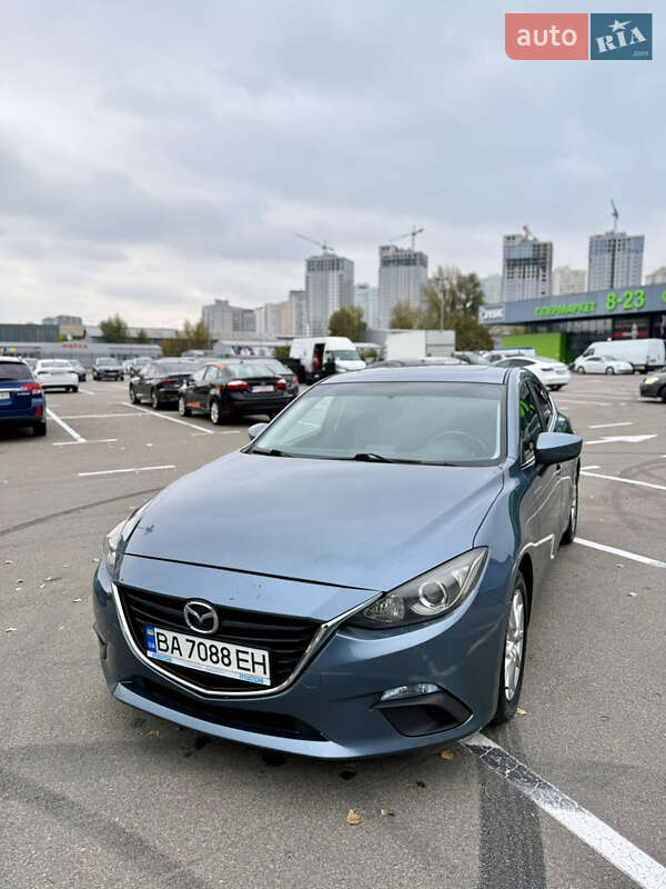 Хэтчбек Mazda 3 2014 в Киеве