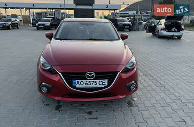 Седан Mazda 3 2014 в Мукачево