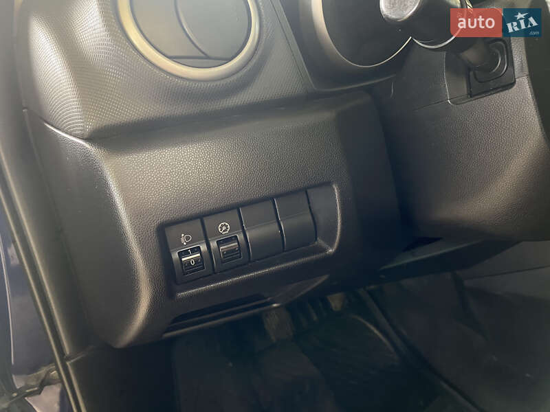 Седан Mazda 3 2004 в Мукачевому фото 21 Седан Mazda 3 2004 в Мукачевому