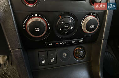 Седан Mazda 3 2004 в  фото 24 Седан Mazda 3 2004 в