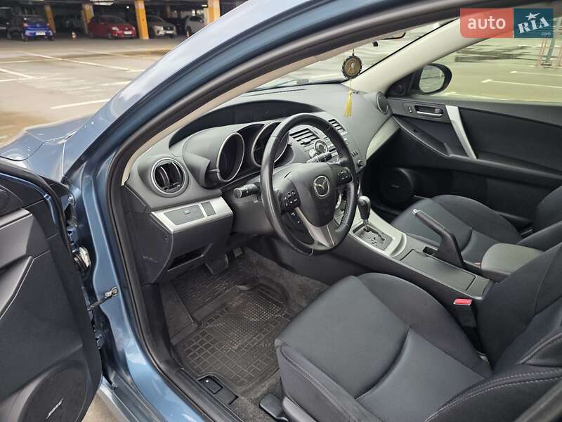 Хетчбек Mazda 3 2011 в Києві