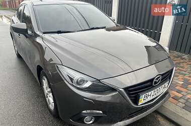 Седан Mazda 3 2016 в Києві Седан Mazda 3 2016 в Києві