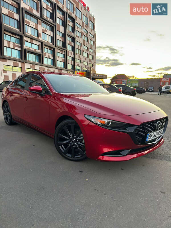 Седан Mazda 3 2022 в Миколаєві