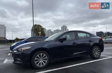 Седан Mazda 3 2018 в  фото 3 Седан Mazda 3 2018 в