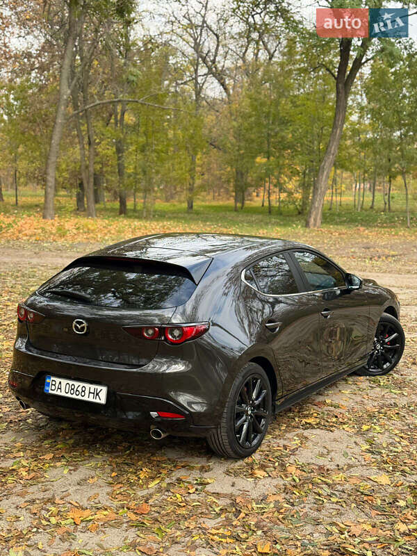 Хэтчбек Mazda 3 2021 в Кропивницком
