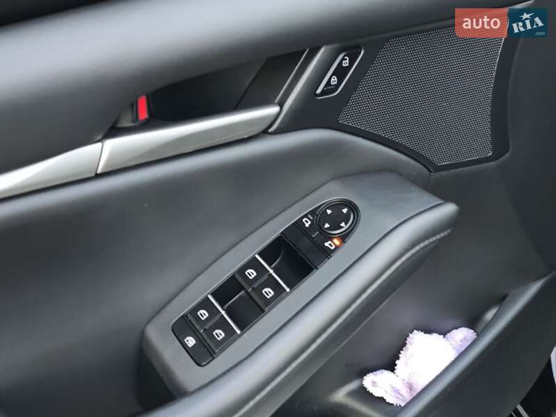 Седан Mazda 3 2020 в Киеве фото 16 Седан Mazda 3 2020 в Киеве