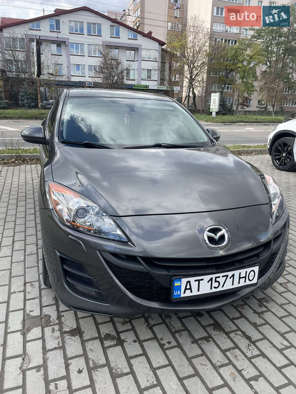 Седан Mazda 3 2010 в Ивано-Франковске
