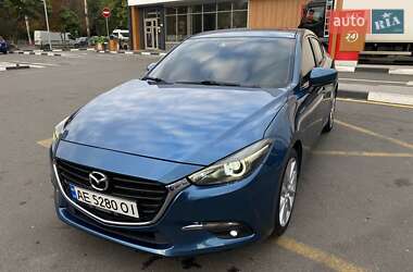 Седан Mazda 3 2017 в Фастові