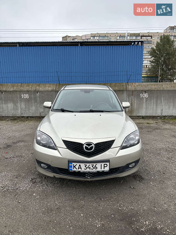 Хэтчбек Mazda 3 2007 в Киеве