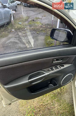 Хетчбек Mazda 3 2007 в  фото 8 Хетчбек Mazda 3 2007 в