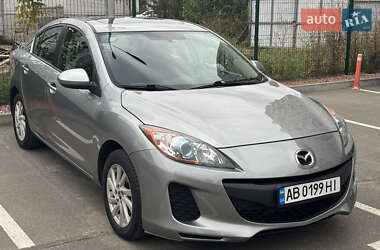 Седан Mazda 3 2013 в 
