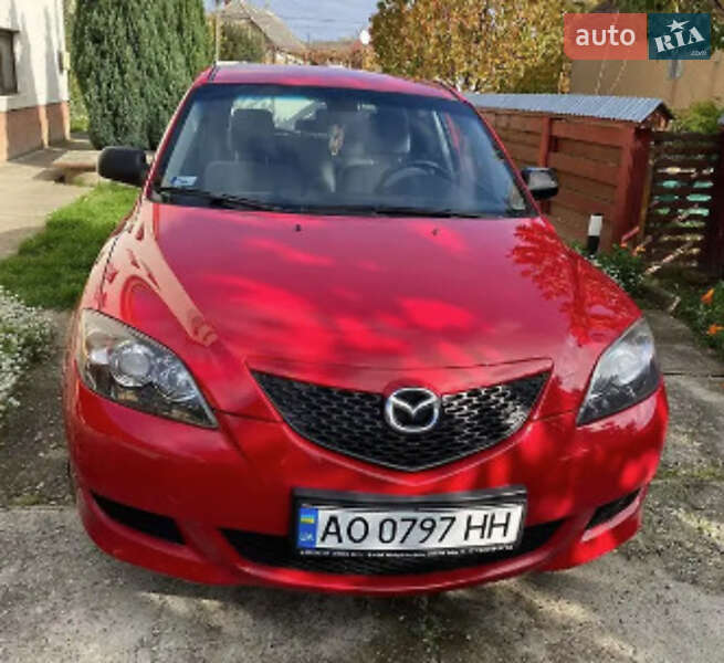 Хетчбек Mazda 3 2005 в Береговому
