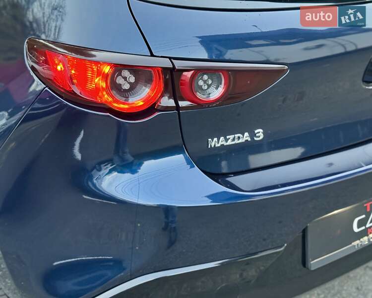 Хэтчбек Mazda 3 2019 в Киеве
